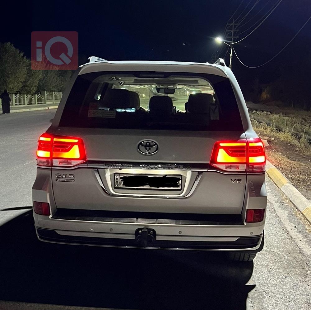 تويوتا لاندكروزر